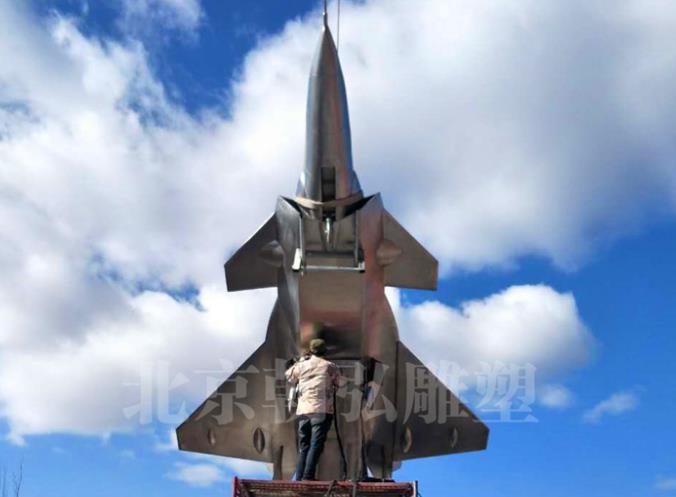 不銹鋼雕塑定制加工：從創(chuàng)意到落地的匠心之旅